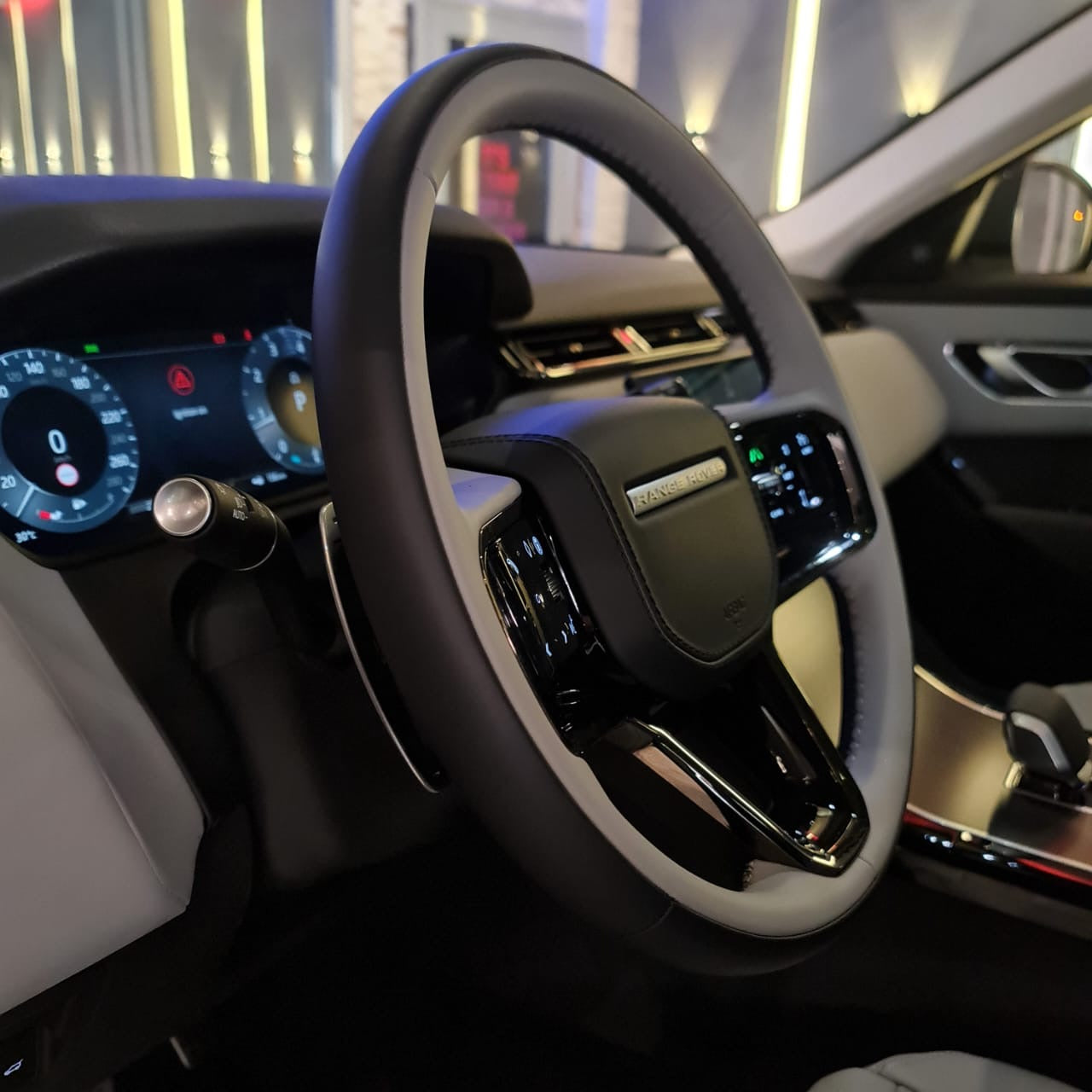 Range Rover velar