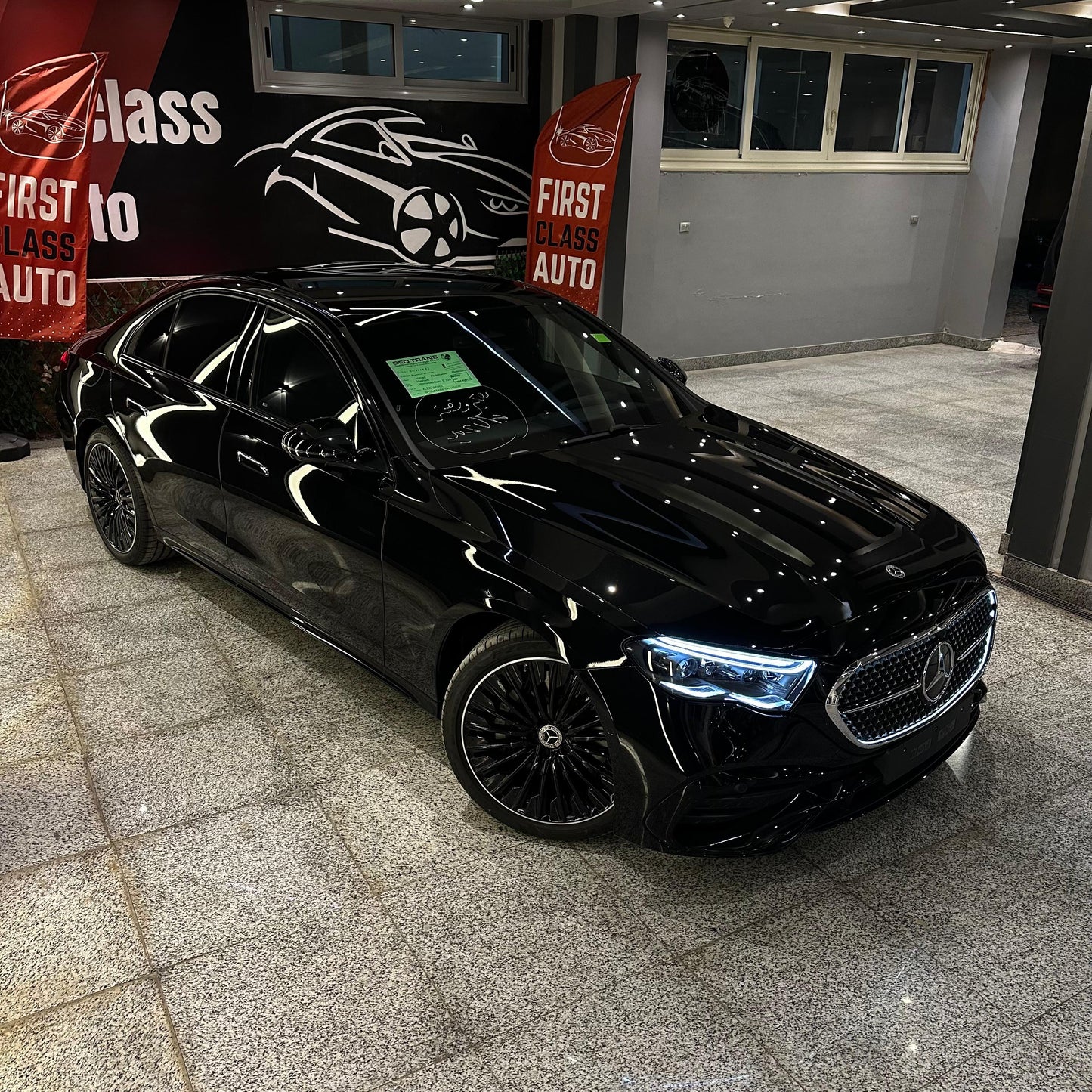 MERCEDES E 200