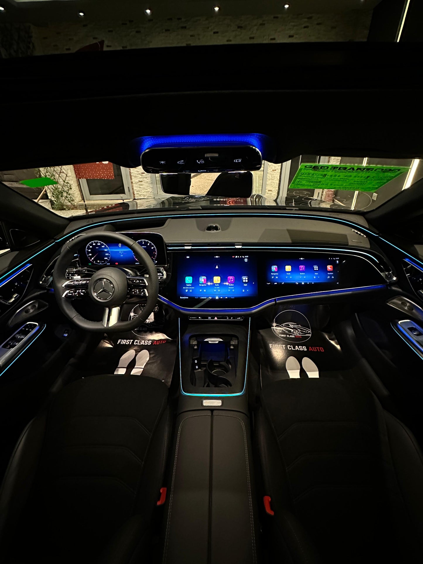 MERCEDES E 200